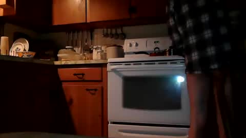 Snapshot of cooldude5432 chatting on February 2025 11:09:01 PM Cool Dude online show from February 2025 11:09:01 PM