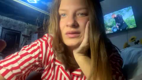 Snapshot of coolrebetaa chatting on November 2025 05:29:01 AM lika Nikita online show from November 2025 05:29:01 AM