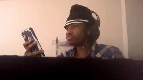 coolvibes69 online show from December 2025 07:54:02 PM