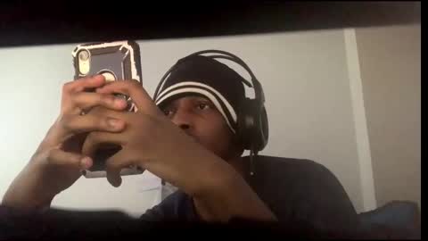 coolvibes69 online show from December 2025 07:53:02 PM