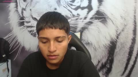 Snapshot of cora_gunn chatting on February 2025 09:15:01 PM Cora online show from February 2025 09:15:01 PM