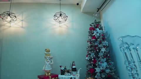 Coral online show from December 2025 11:04:02 AM