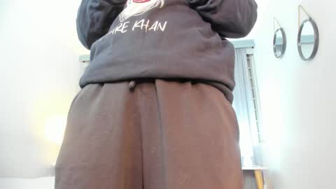 Coral Stefani online show from November 2025 09:24:01 PM