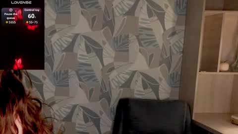 Leya online show from November 2025 01:19:01 AM