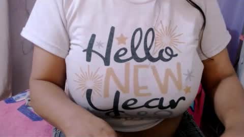Snapshot of corinnahothotxxx chatting on January 2026 04:00:01 PM corinnahothotxxx online show from January 2026 04:00:01 PM