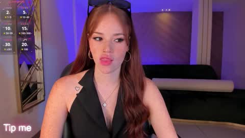 Snapshot of corinnerusso chatting on November 2025 06:16:02 AM Corinne Russo online show from November 2025 06:16:02 AM