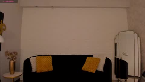 Corinne Russo online show from January 2026 05:31:01 AM