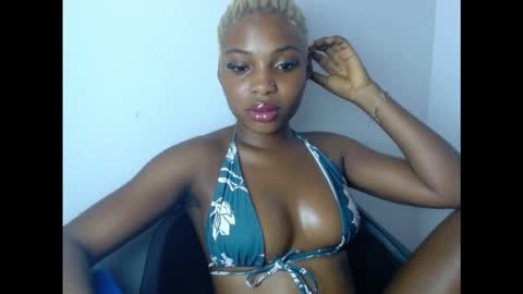 Snapshot of cornxcunt chatting on October 2025 02:26:01 AM cornxcunt online show from October 2025 02:26:01 AM