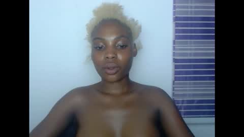 Snapshot of cornxcunt chatting on November 2025 07:26:01 PM cornxcunt online show from November 2025 07:26:01 PM