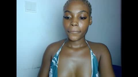 Snapshot of cornxcunt chatting on November 2025 09:46:02 PM cornxcunt online show from November 2025 09:46:02 PM