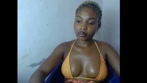 Snapshot of cornxcunt chatting on December 2025 04:24:01 PM cornxcunt online show from December 2025 04:24:01 PM