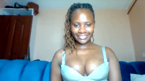 Snapshot of cortezblue chatting on February 2026 10:35:02 PM blue online show from February 2026 10:35:02 PM