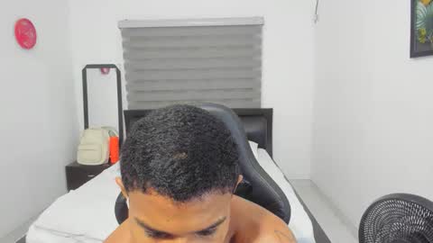 Ethan  online show from February 2026 11:20:02 PM