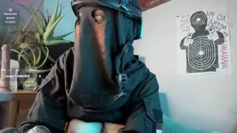 Snapshot of cos_operator chatting on September 2025 08:10:02 PM cos_operator online show from September 2025 08:10:02 PM