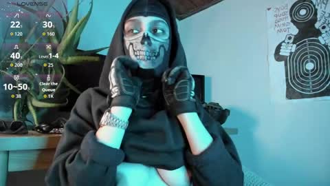 Snapshot of cos_operator chatting on September 2025 05:27:01 PM cos_operator online show from September 2025 05:27:01 PM