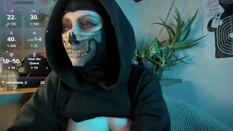 Snapshot of cos_operator chatting on October 2025 06:39:01 PM cos_operator online show from October 2025 06:39:01 PM