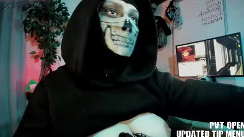 cos_operator online show from December 2025 09:21:02 PM