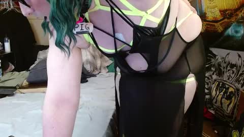 cosmicjones88 online show from May 2026 06:09:02 AM