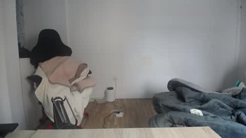 costantine helena24 online show from January 2026 01:49:02 PM