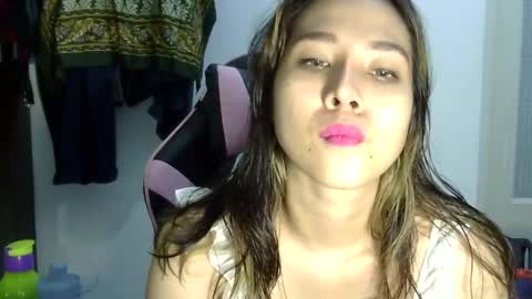 Snapshot of cottoncandygirl9898 chatting on February 2025 11:33:02 PM Liz Gwyneth Charlota online show from February 2025 11:33:02 PM