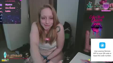 Snapshot of cottonmoufqueen chatting on May 2026 04:18:01 AM cottonmoufqueen online show from May 2026 04:18:01 AM