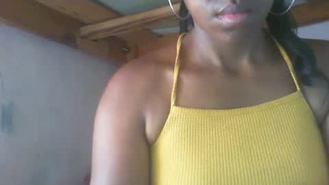 couleur_vanille online show from December 2024 05:58:02 AM