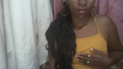 couleur_vanille online show from February 2025 12:10:01 AM