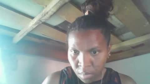 couleur_vanille online show from April 2026 05:55:01 AM