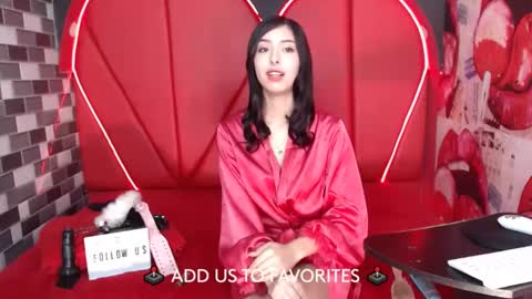 MIA LIZ AND SAM online show from March 2025 08:55:01 PM