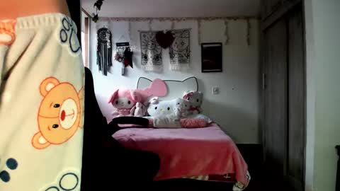 Snapshot of couple_sexxy7 chatting on April 2026 10:09:02 PM MIA LIZ AND SAM online show from April 2026 10:09:02 PM