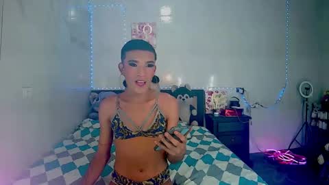 ALEXA  KIM online show from November 2025 07:02:02 PM