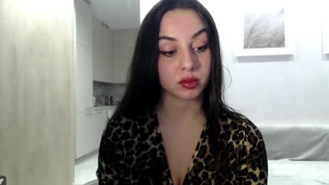 Courtney online show from December 2025 03:20:01 PM