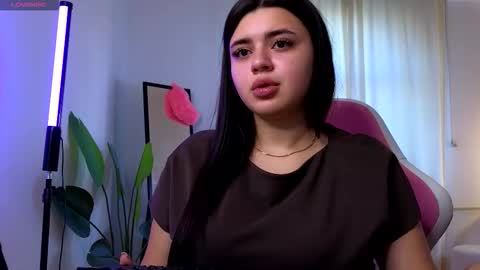 Snapshot of courtneyk_ chatting on October 2025 01:40:02 PM Courtney online show from October 2025 01:40:02 PM