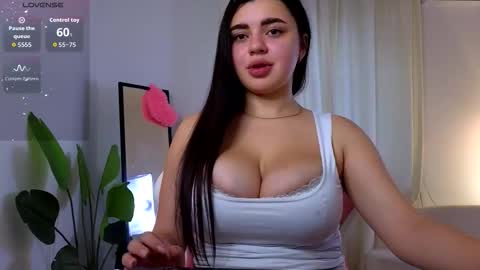 Snapshot of courtneyk_ chatting on October 2025 01:54:02 PM Courtney online show from October 2025 01:54:02 PM
