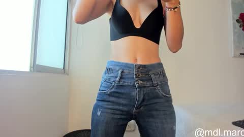 Snapshot of cowmarce chatting on November 2025 11:45:01 AM Marce Online 1pm - 7pm gmt-5 online show from November 2025 11:45:01 AM