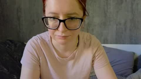 Snapshot of coy_girl_ chatting on May 2026 11:39:02 AM My name is Emma - HELP COLLECT TOKENS FOR THE OPERATION FOR MY DAUGHTER online show from May 2026 11:39:02 AM
