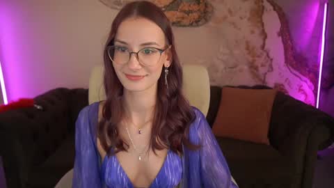 cozymell online show from January 2025 08:49:02 PM