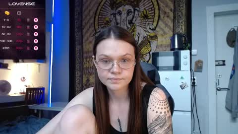 Snapshot of cranberry_hot chatting on May 2026 11:41:02 AM cranberry_hot online show from May 2026 11:41:02 AM