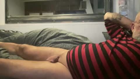 crapaud75018 online show from December 2024 10:40:01 PM