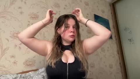 Elise online show from October 2025 05:48:02 AM