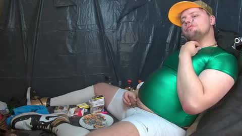 Snapshot of cravingboy chatting on November 2025 04:06:01 PM robin online show from November 2025 04:06:01 PM