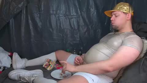 Snapshot of cravingboy chatting on November 2025 01:28:02 PM robin online show from November 2025 01:28:02 PM