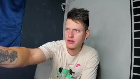 crazy_acouple_donpillo online show from March 2025 12:37:01 AM