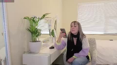 Stacy 2pm to 6pm mon-fri 3 CAT online show from June 2026 01:02:02 PM