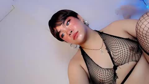 Hot Ayisha online show from March 2025 06:12:02 PM