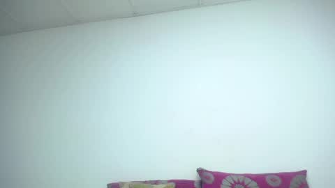diosalinda online show from May 2026 01:28:01 PM