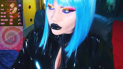 Snapshot of crazypinkyball chatting on October 2025 02:41:02 PM Roxy online show from October 2025 02:41:02 PM