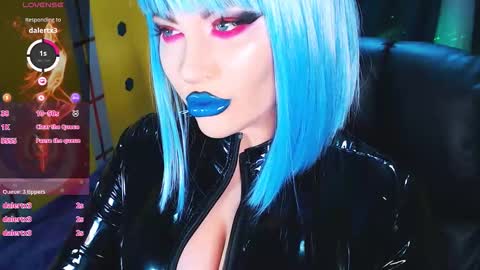 Snapshot of crazypinkyball chatting on November 2025 03:12:01 PM Roxy online show from November 2025 03:12:01 PM