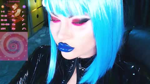 Snapshot of crazypinkyball chatting on November 2025 02:35:01 PM Roxy online show from November 2025 02:35:01 PM