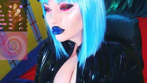 Snapshot of crazypinkyball chatting on December 2025 02:48:01 PM Roxy online show from December 2025 02:48:01 PM